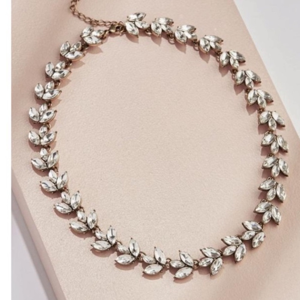 Olive and Piper Sophia Collar Necklace